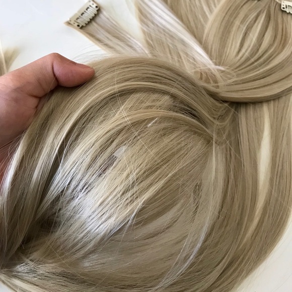 - 26” 11 Clips hair extension Clip in main image 6